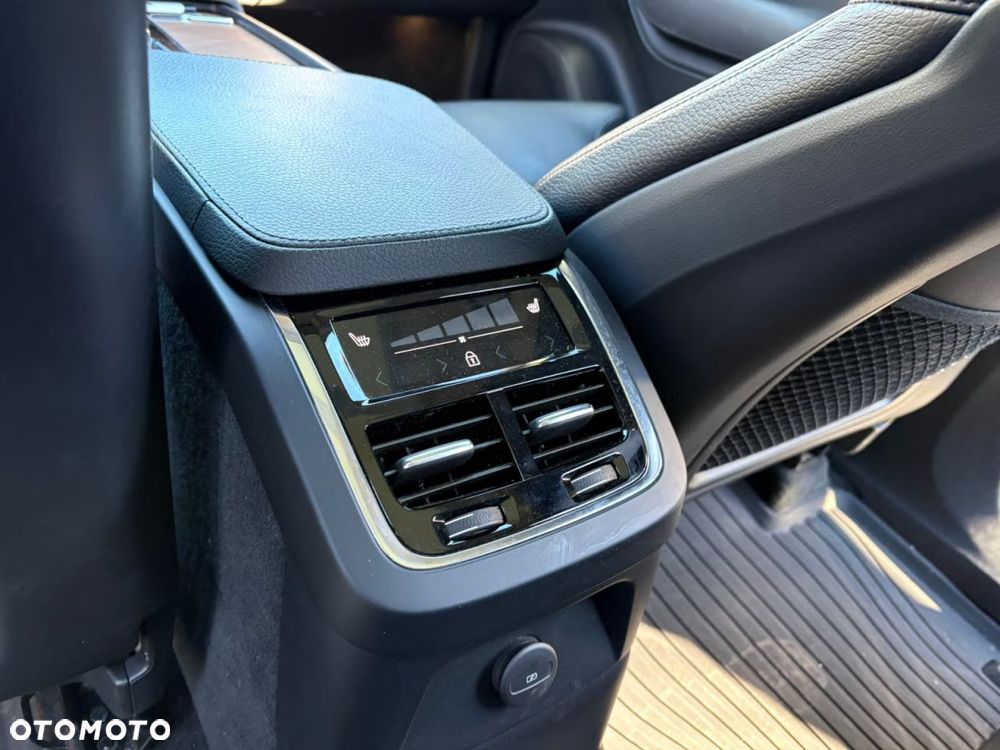 Volvo XC 90 T8 AWD Recharge Ultimate Bright - 23