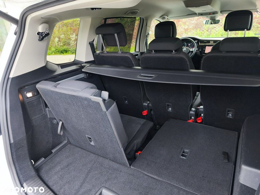 Volkswagen Touran 1.5 TSI EVO Highline DSG - 27
