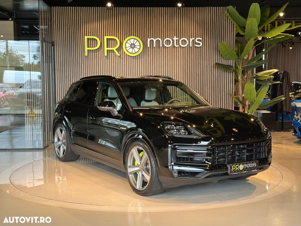Porsche Cayenne - 1