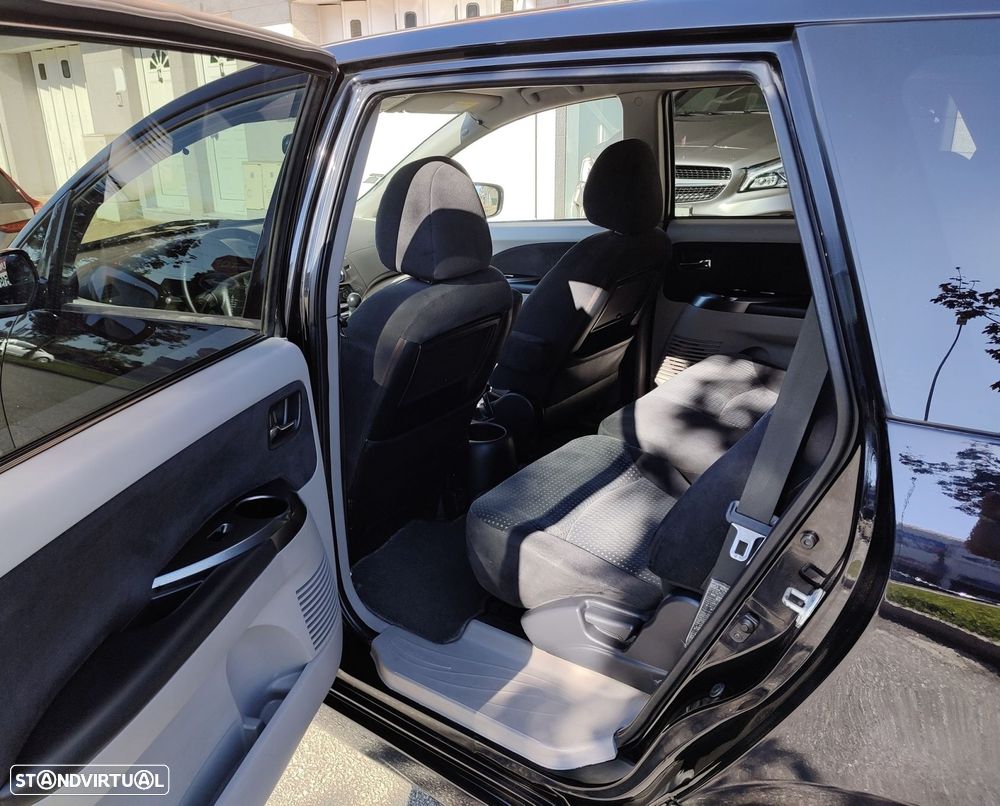 Mitsubishi Grandis 2.0 DI-D Sport - 9