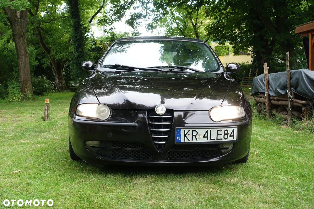 Alfa Romeo 147 2.0 Seles.Distinctive - 2