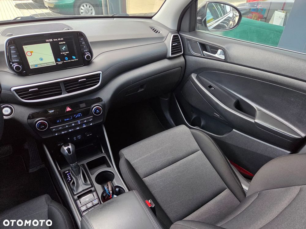 Hyundai Tucson blue 1.6 CRDi 2WD DCT Premium - 25