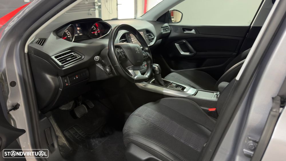 Peugeot 308 PureTech 130 GPF EAT8 Stop & Start Allure - 13