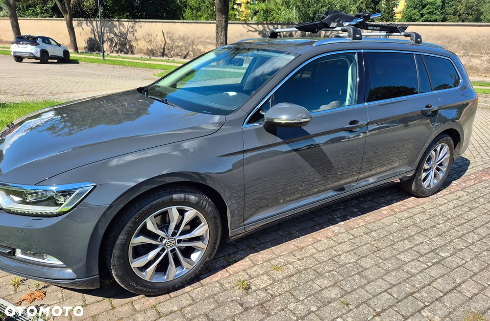 Volkswagen Passat - 8