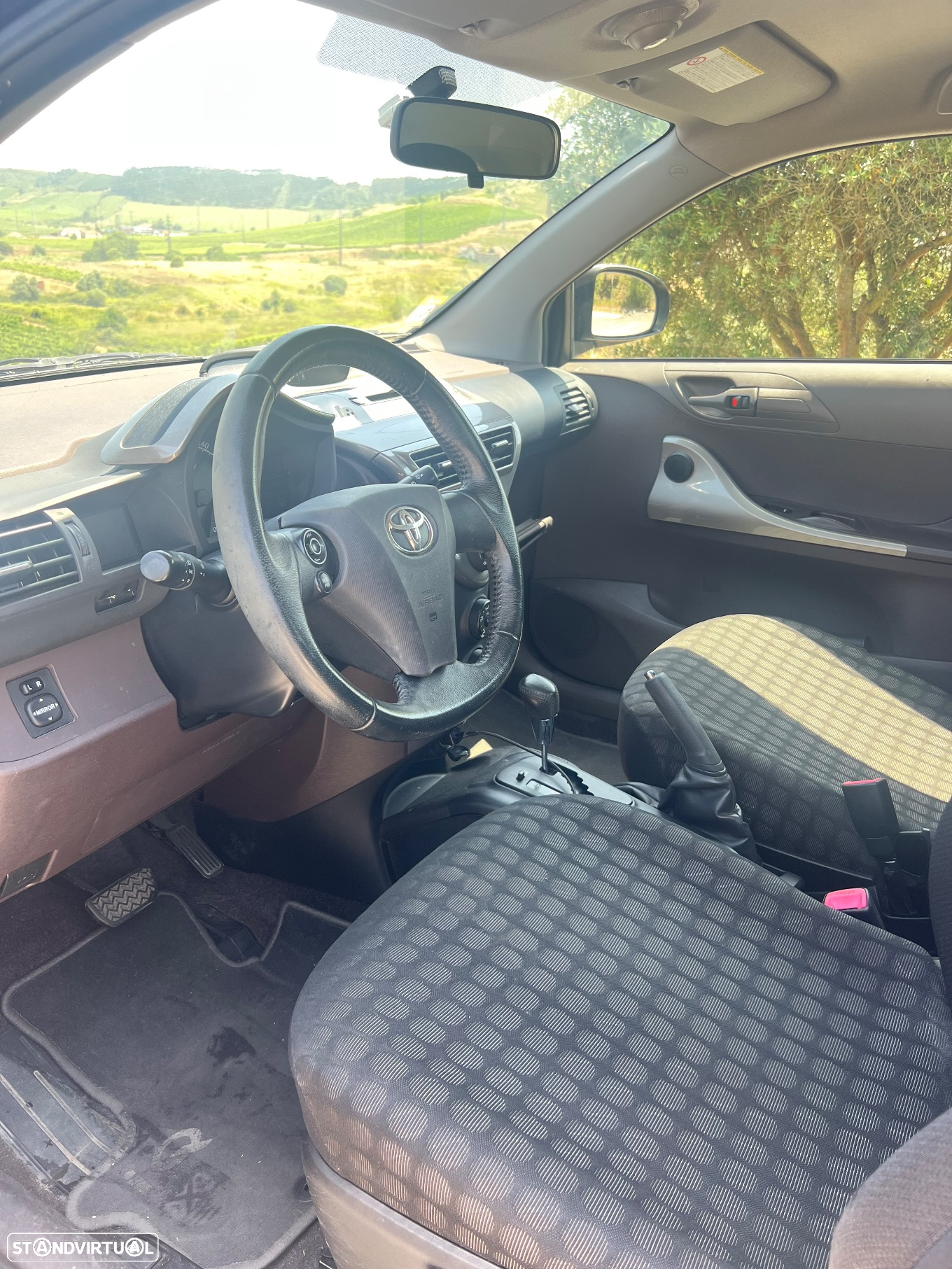 Toyota iQ 1.0 VVT-i 2 MultiDrive - 5