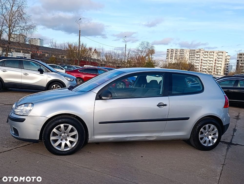 Volkswagen Golf 1.9 TDI DSG Comfortline - 8