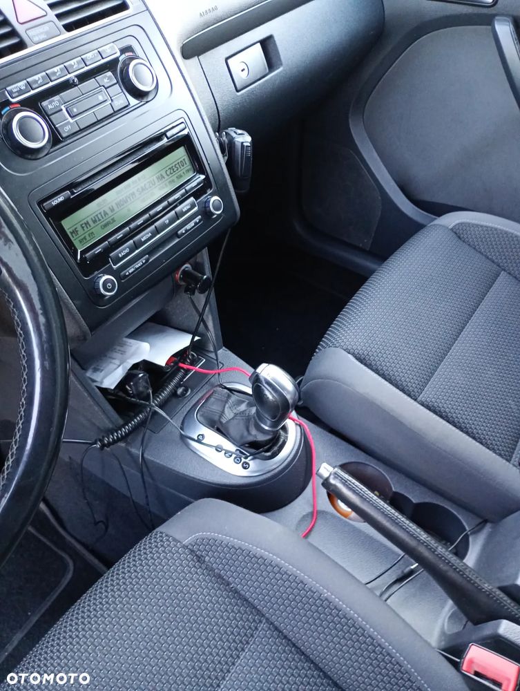 Volkswagen Touran - 5