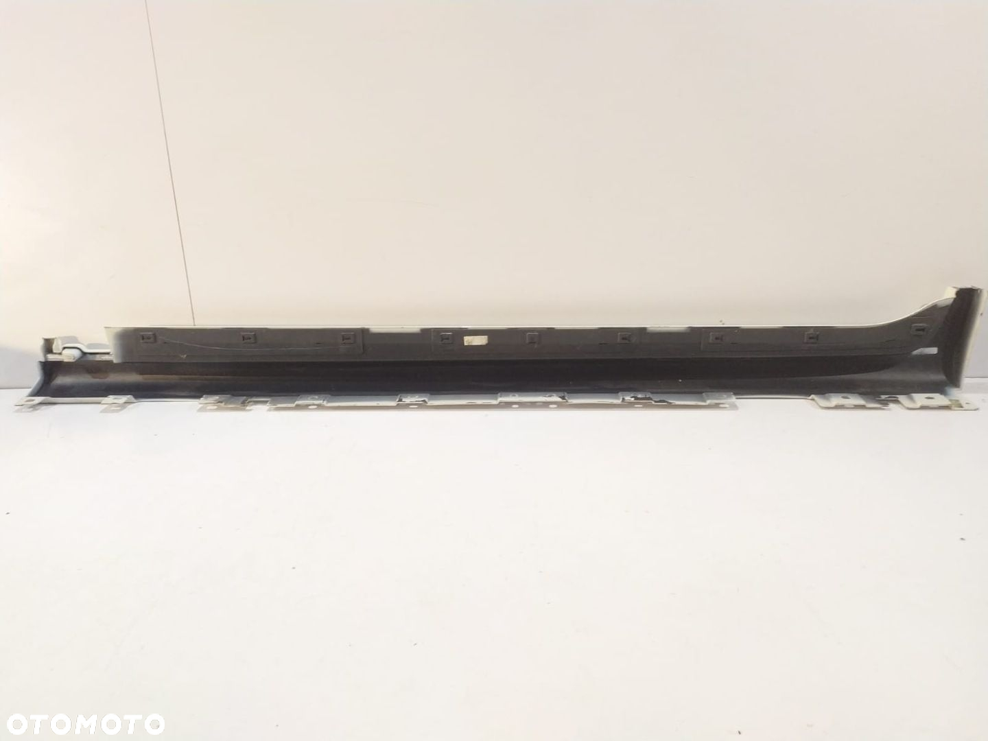 BMW X3 F25 M-Pakiet Osłona progu prawa - 14396 - 2