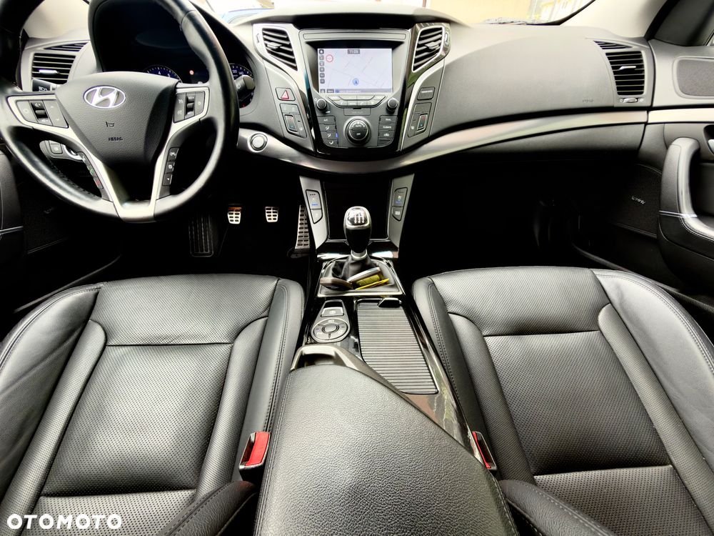 Hyundai i40 2.0 GDI Premium - 27