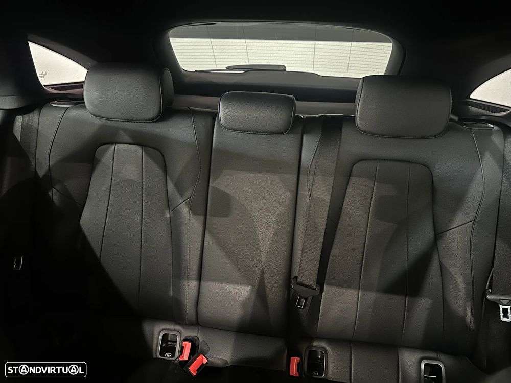 Mercedes-Benz CLA 250 e 8G-DCT - 5
