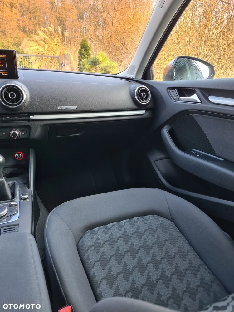 Audi A3 Sportback 1.4 TFSI Attraction - 20