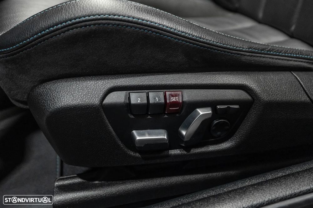 BMW M2 Competition Auto - 25