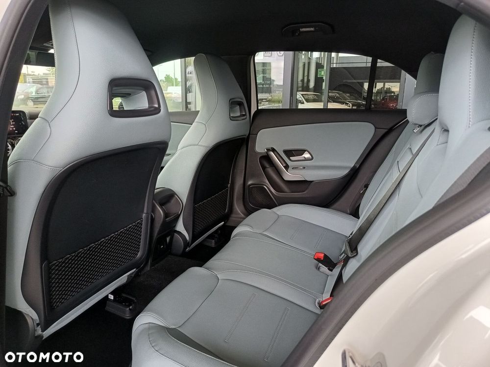 Mercedes-Benz Klasa A - 29