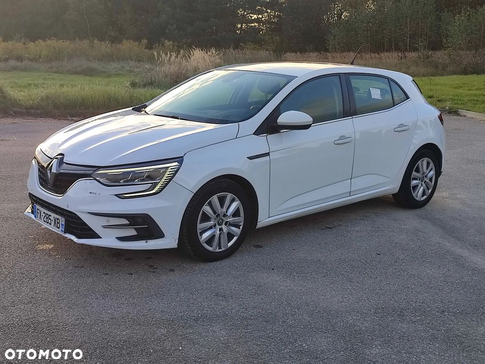 Renault Megane 1.5 Blue dCi Intens - 9