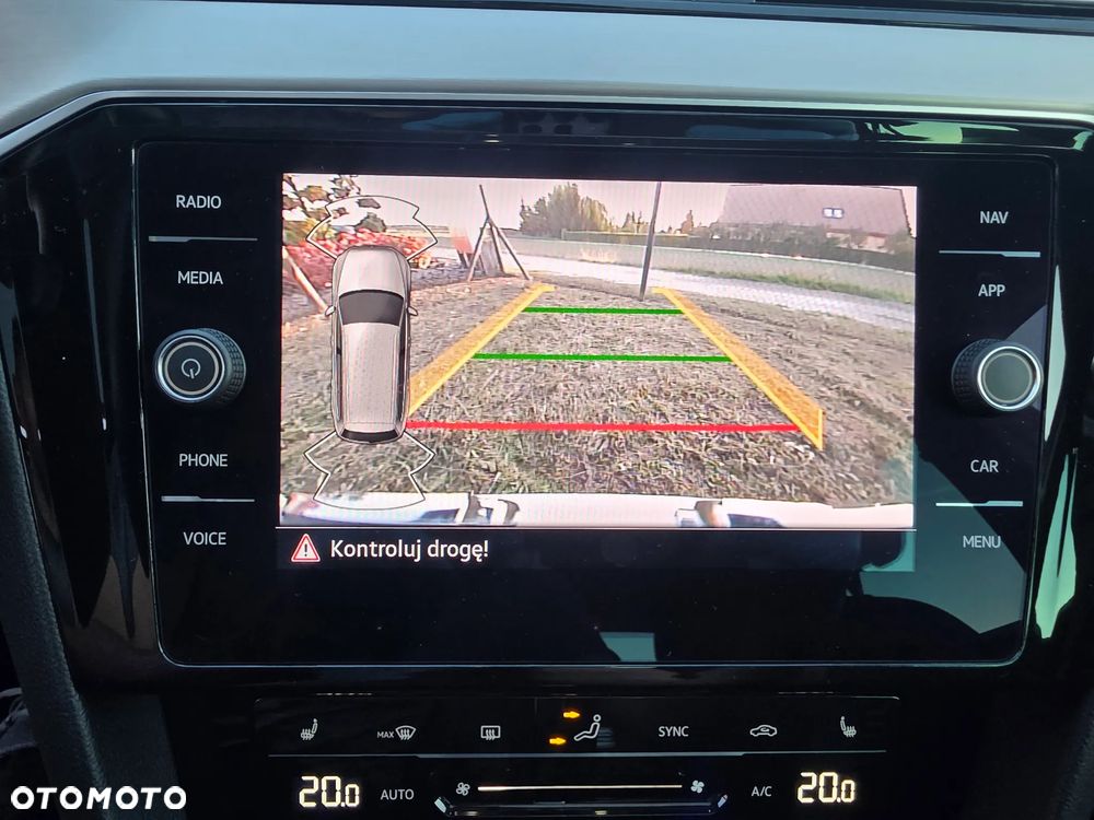 Volkswagen Passat 2.0 TDI SCR Style DSG - 13