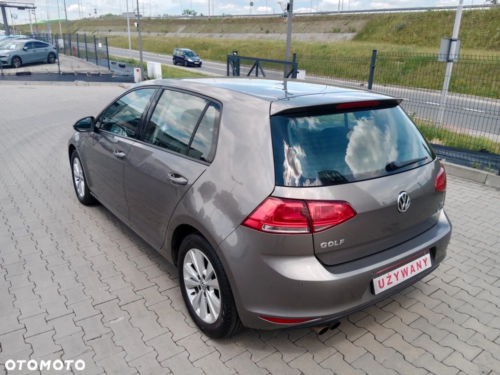 Volkswagen Golf 1.4 TSI BMT Comfortline - 21
