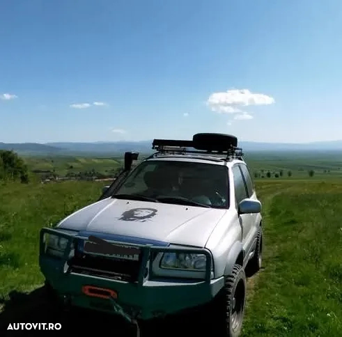 Suzuki Grand Vitara 1.6 - 6
