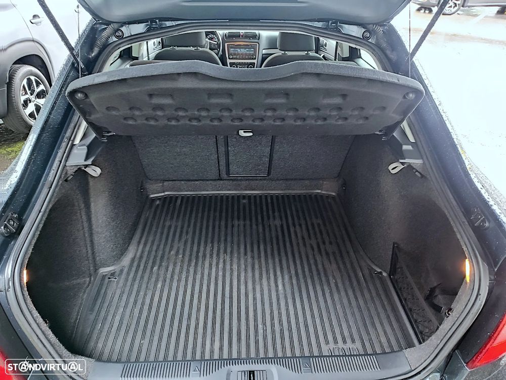 Skoda Octavia 1.6 TDI Ambiente - 9