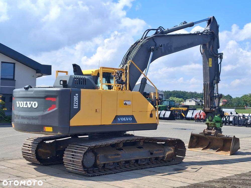 Volvo EC 220 EN - 4