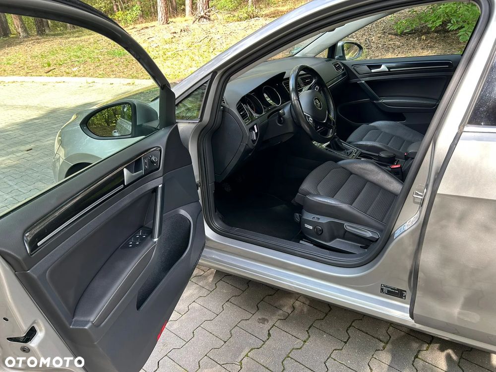 Volkswagen Golf Variant 2.0 TDI BlueMotion Technology Highline - 10