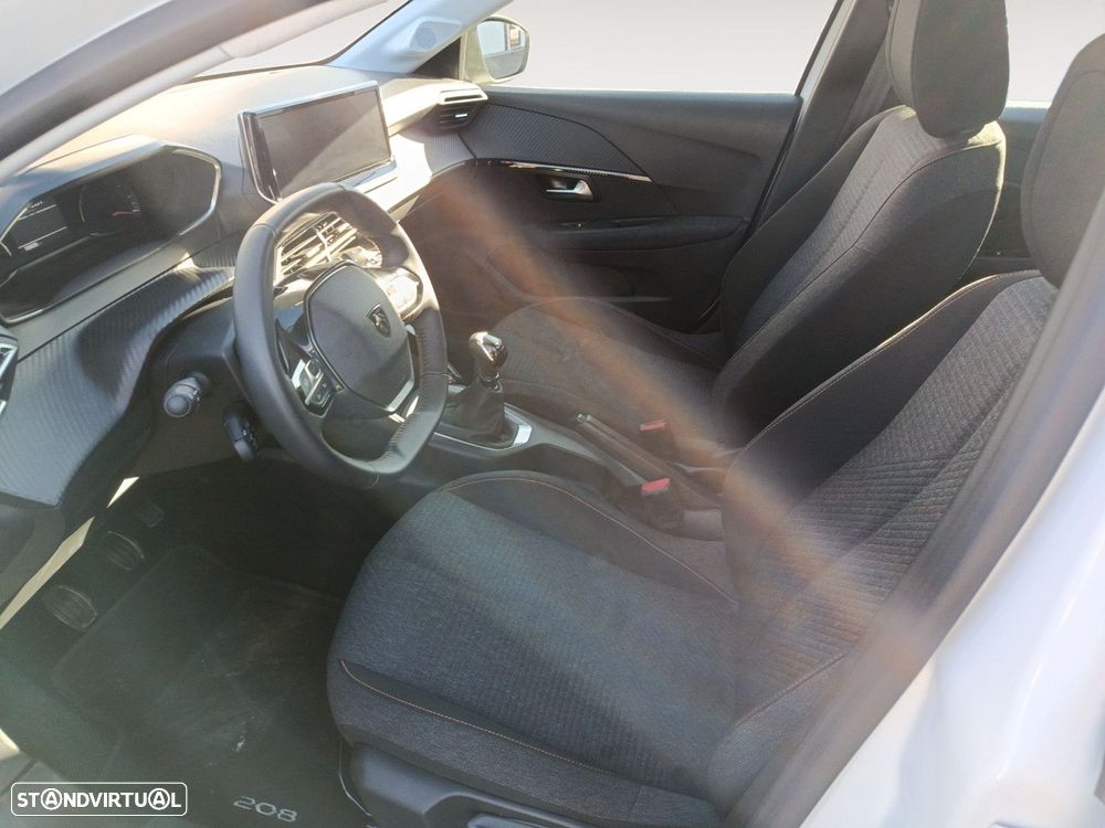 Peugeot 208 1.2 PureTech Style - 9