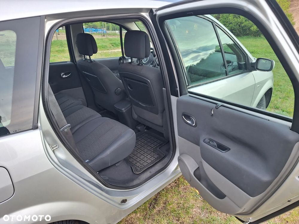 Renault Scenic - 35