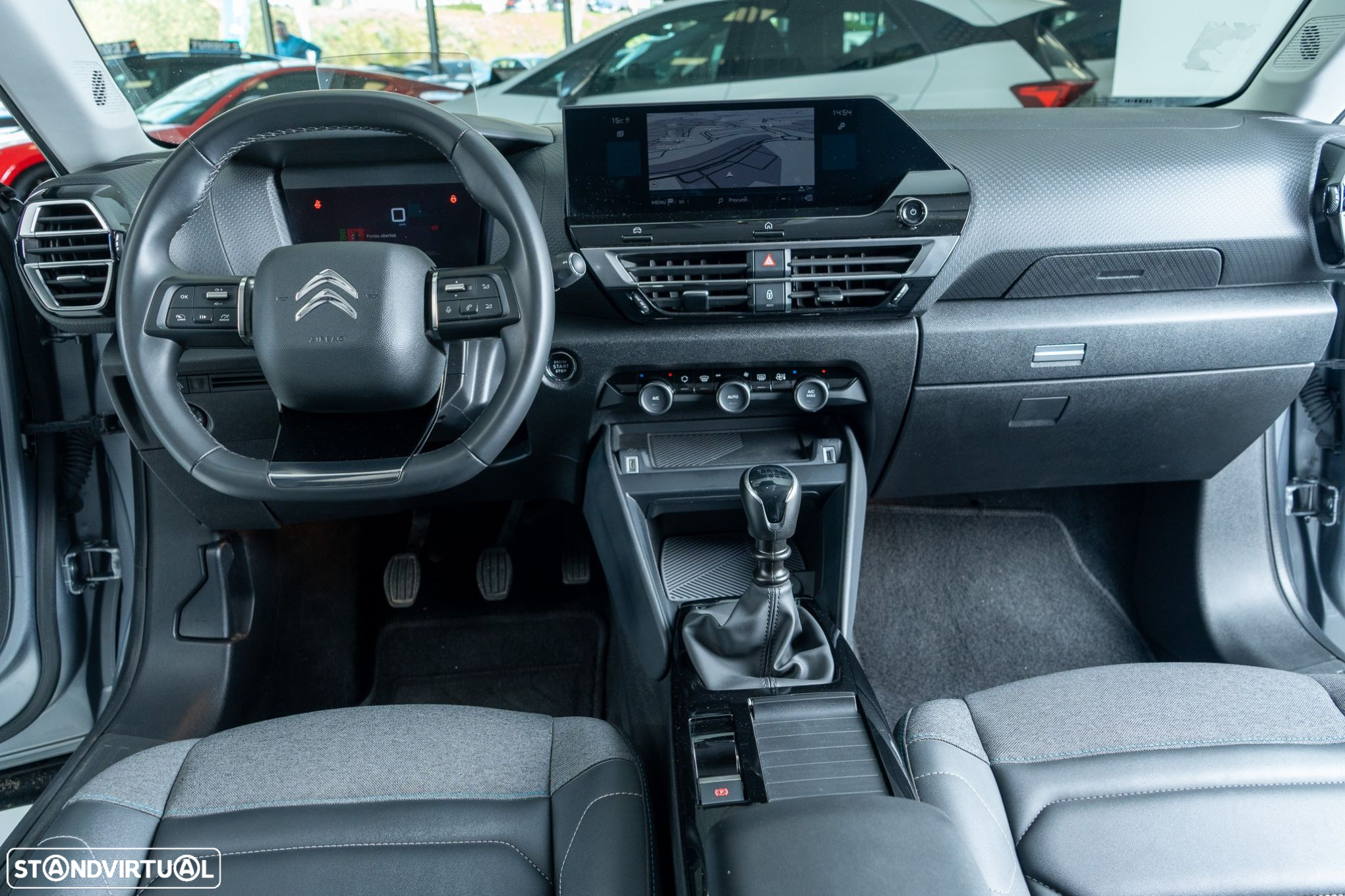 Citroën C4 1.2 PureTech Shine - 30