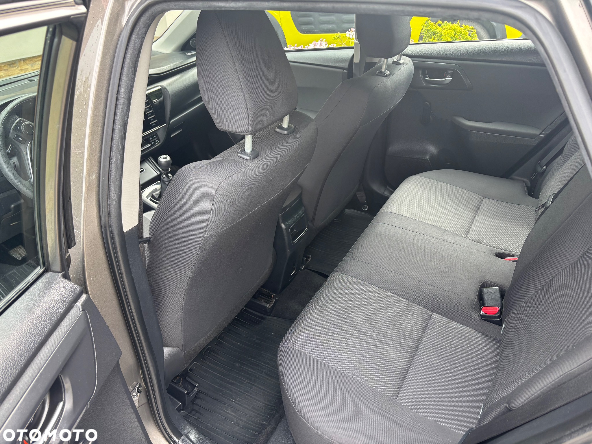 Toyota Auris 1.33 VVT-i Comfort - 10