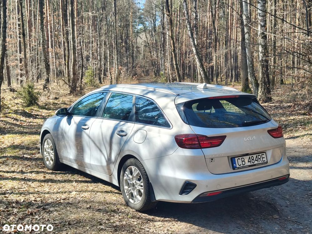 Kia Ceed 1.5 T-GDI M - 11