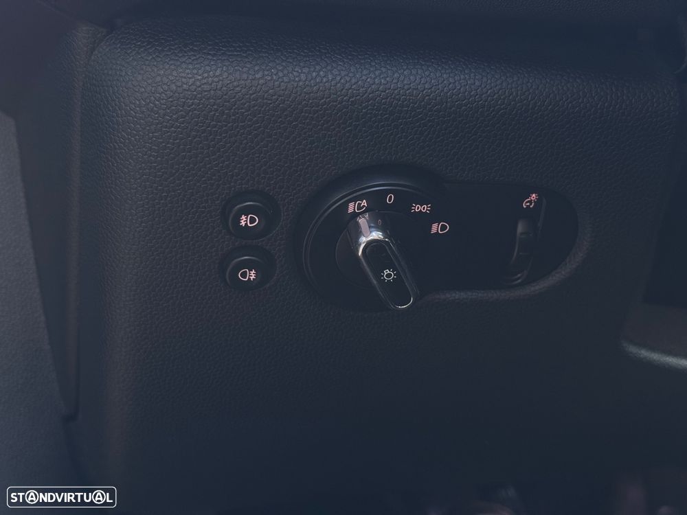 MINI 5 Portas Cooper D Aut. Seven Chili - 25