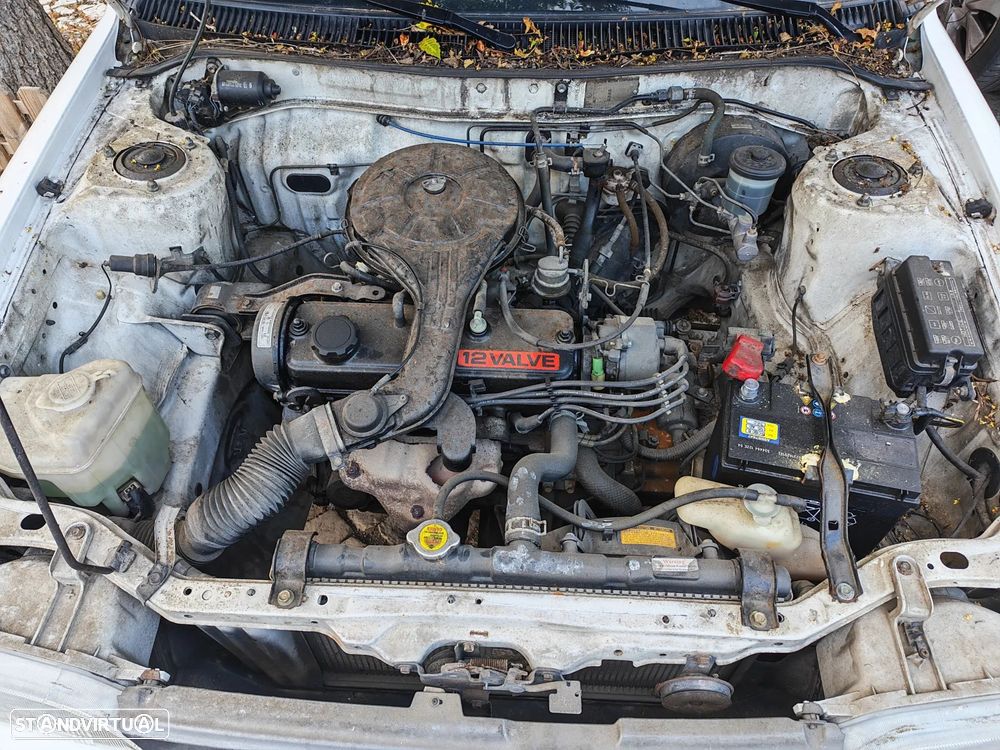 Toyota Corolla Liftback 1.3 - 8