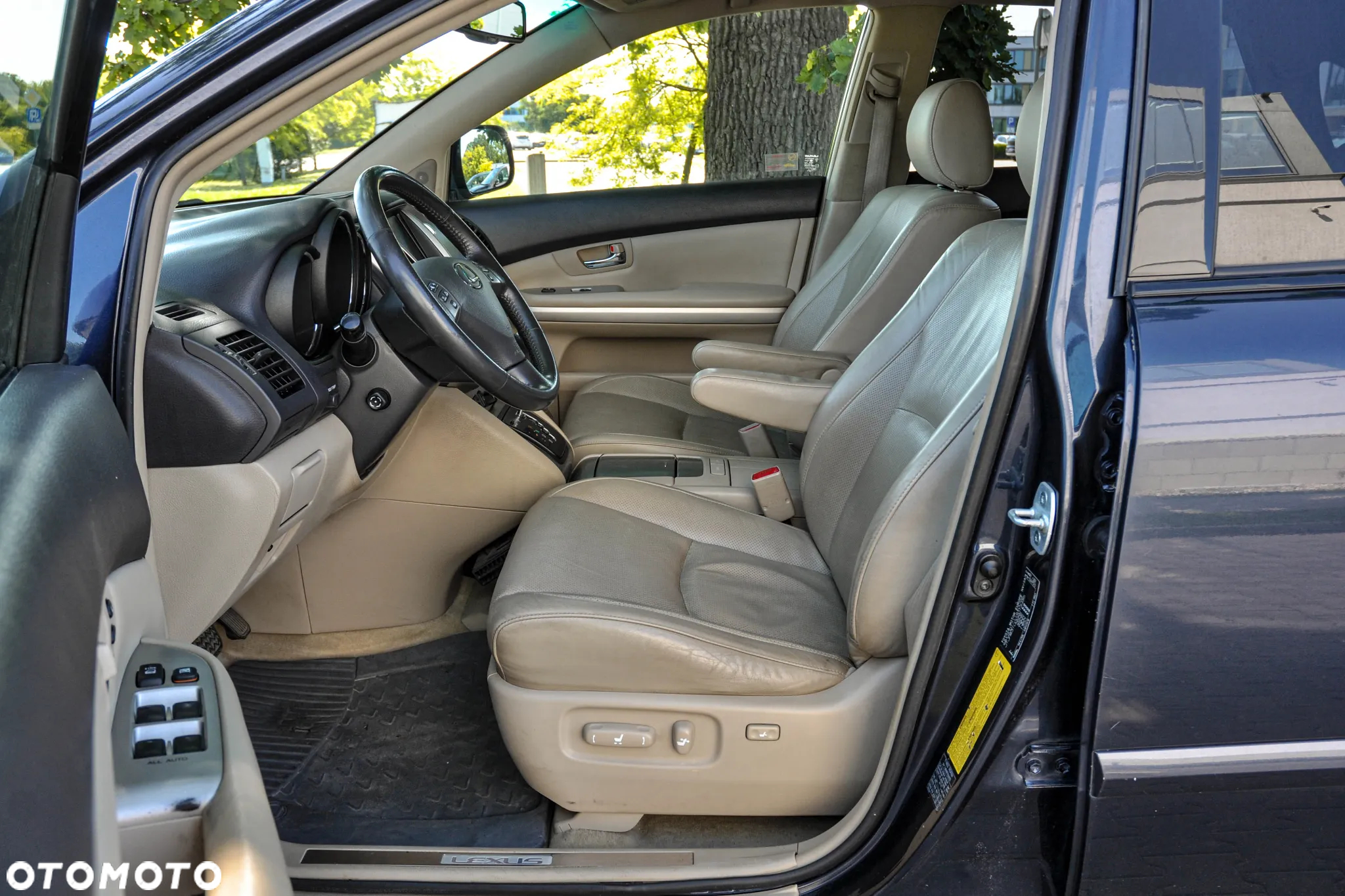 Lexus RX - 7