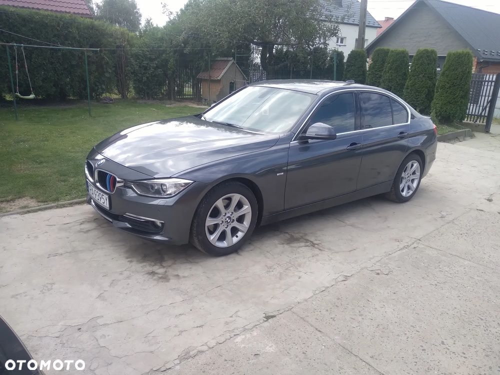 BMW Seria 3 316d Luxury Line - 9