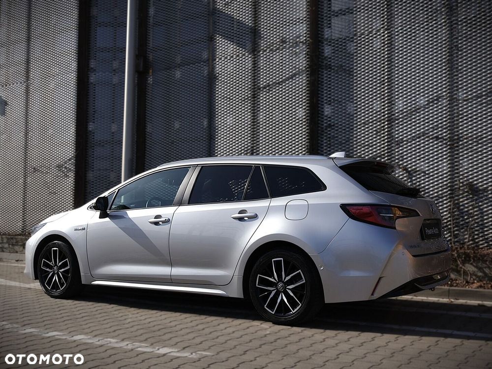 Toyota Corolla 2.0 Hybrid Comfort - 27