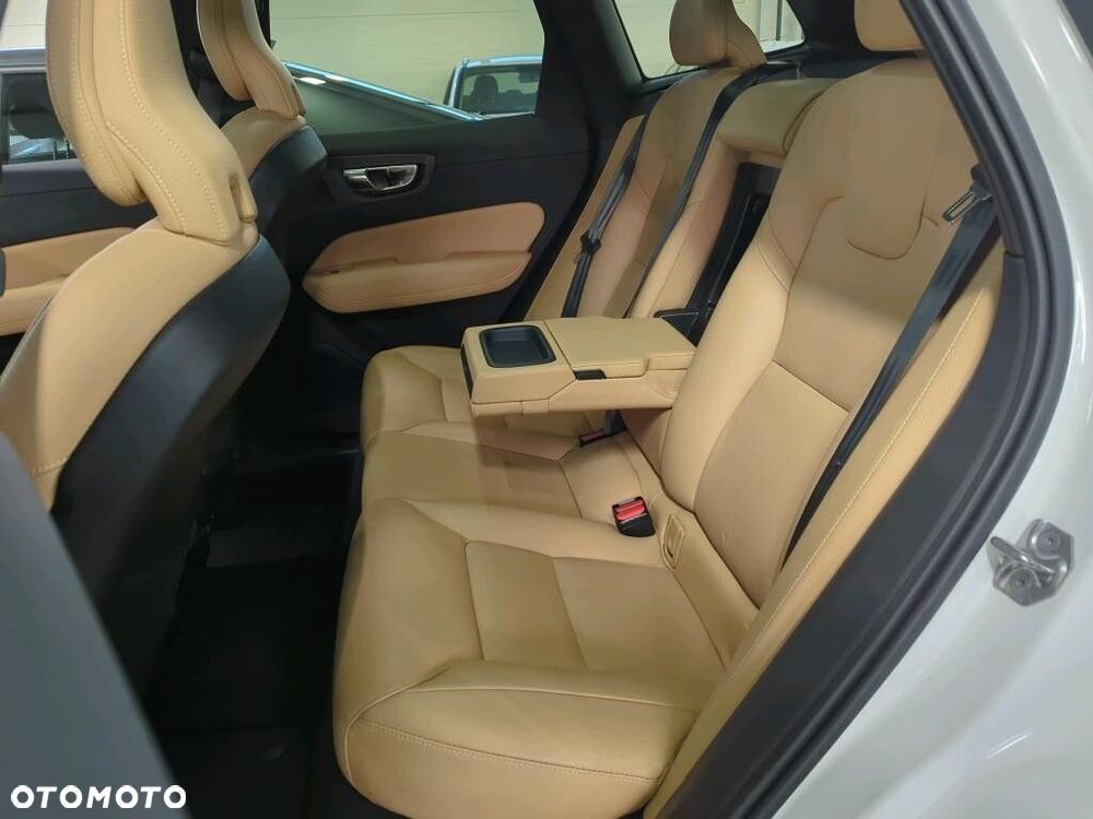 Volvo XC 60 T4 Inscription - 5