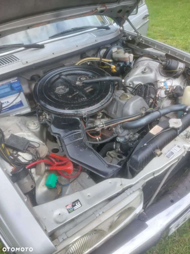 Mercedes-Benz W123 - 10