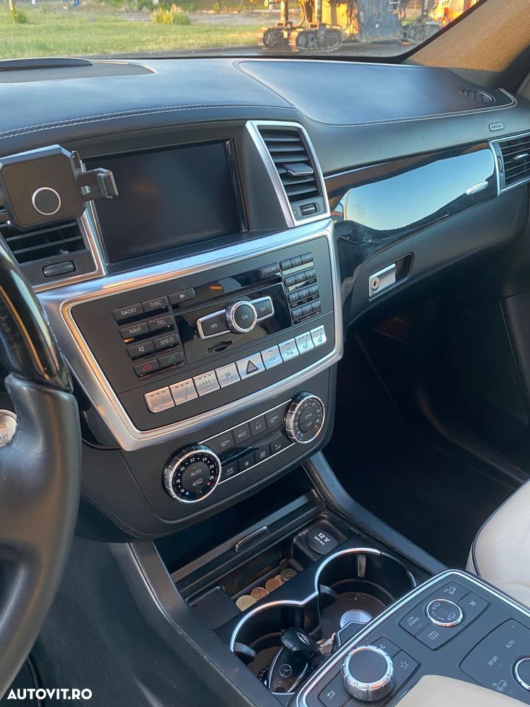 Mercedes-Benz ML 350 BlueTEC 4MATIC 7G-TRONIC Edition 1 - 8