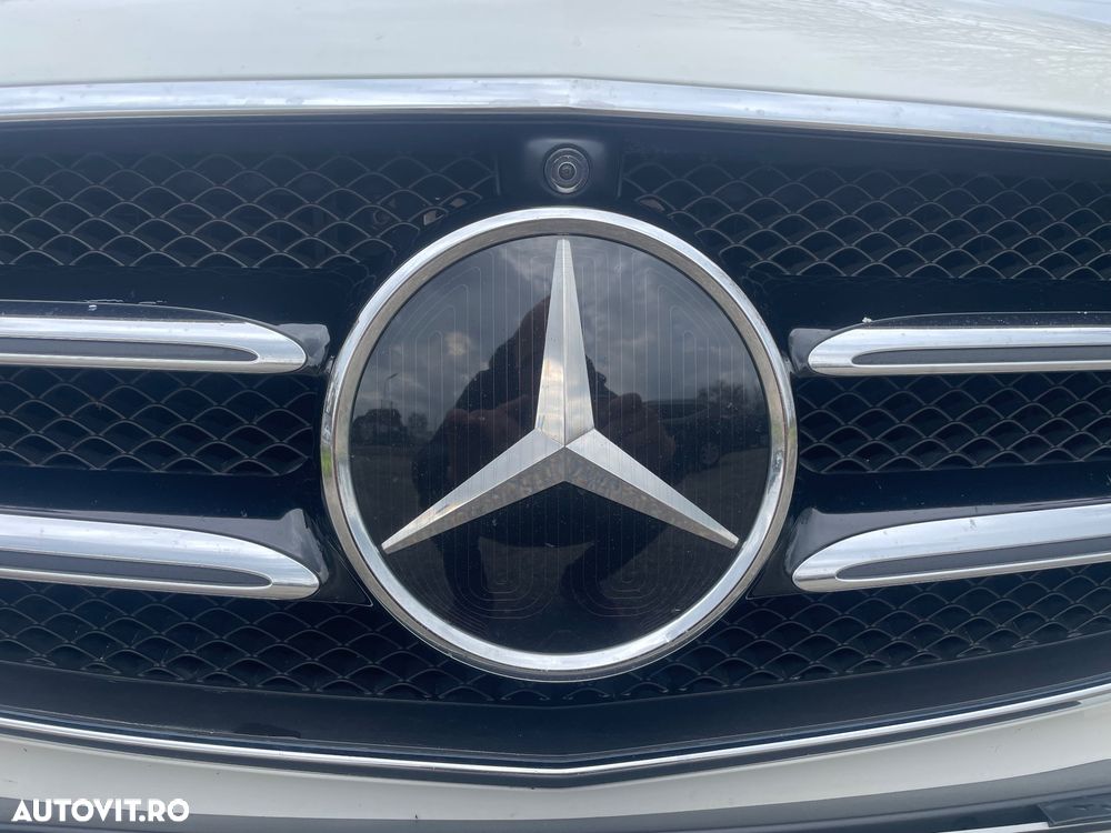 Mercedes-Benz E - 15