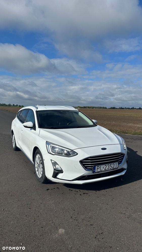 Ford Focus 1.5 EcoBoost Titanium - 1