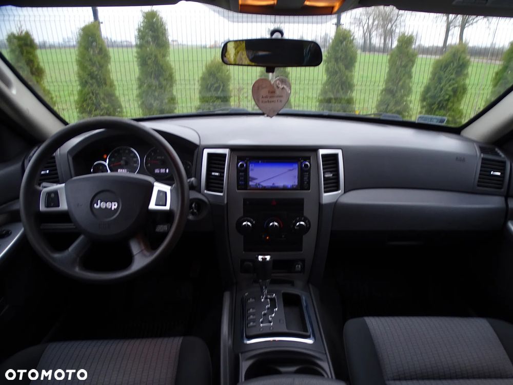 Jeep Grand Cherokee - 3