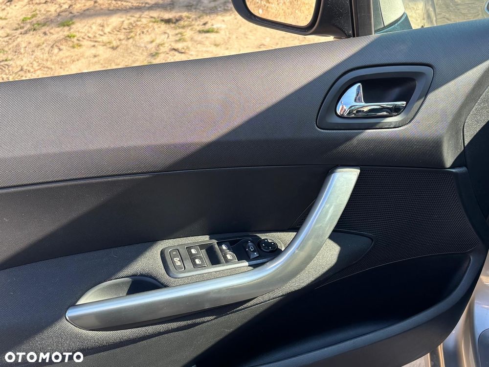 Peugeot 308 1.6 Premium - 23