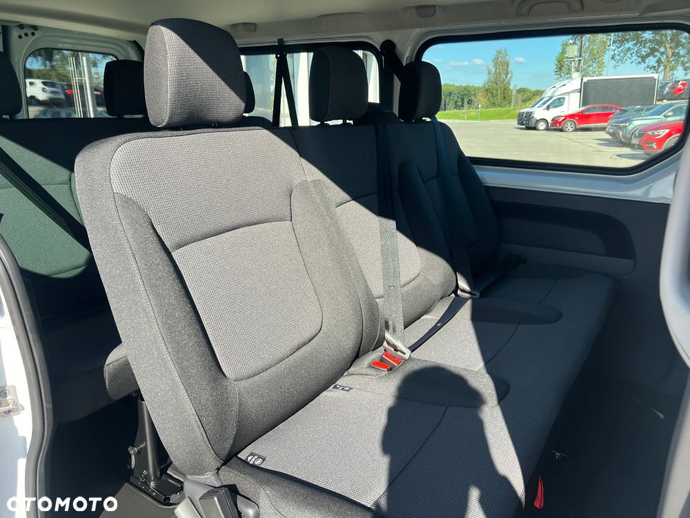 Renault Trafic - 19