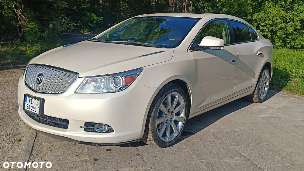 Buick Lacrosse - 27
