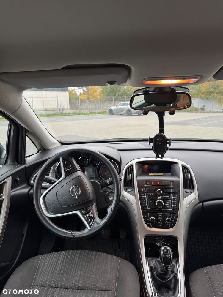 Opel Astra - 9