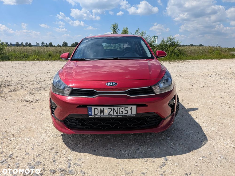 Kia Rio 1.2 L - 3