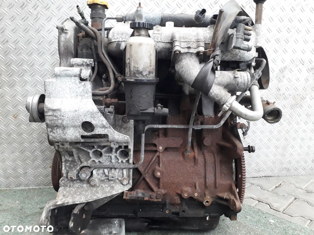 Chrysler Voyager IV Silnik 2.8 CRD 16V - 4