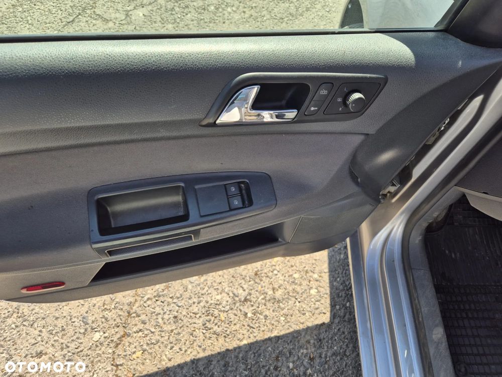 Volkswagen Polo - 16