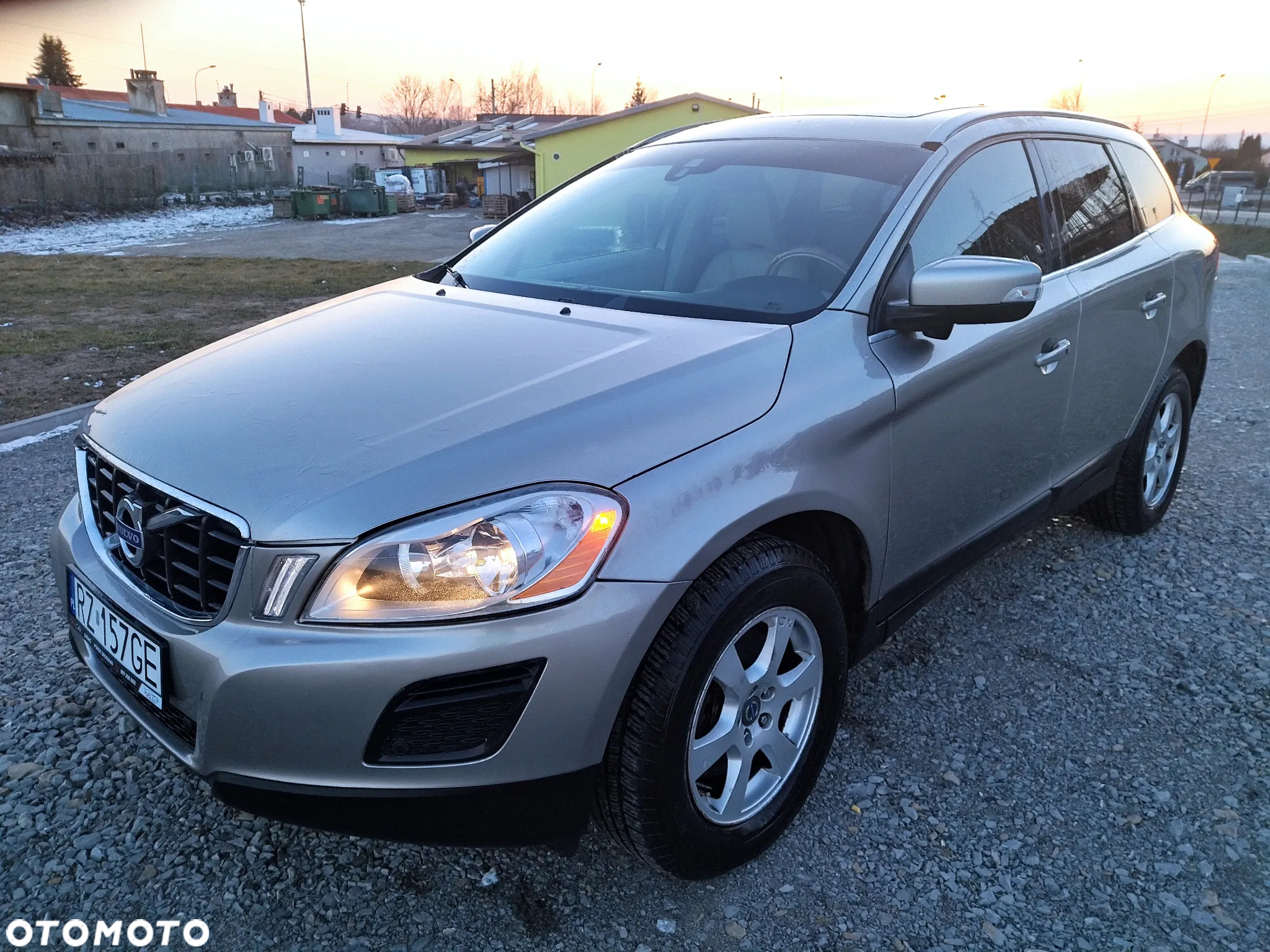 Volvo XC 60 - 8
