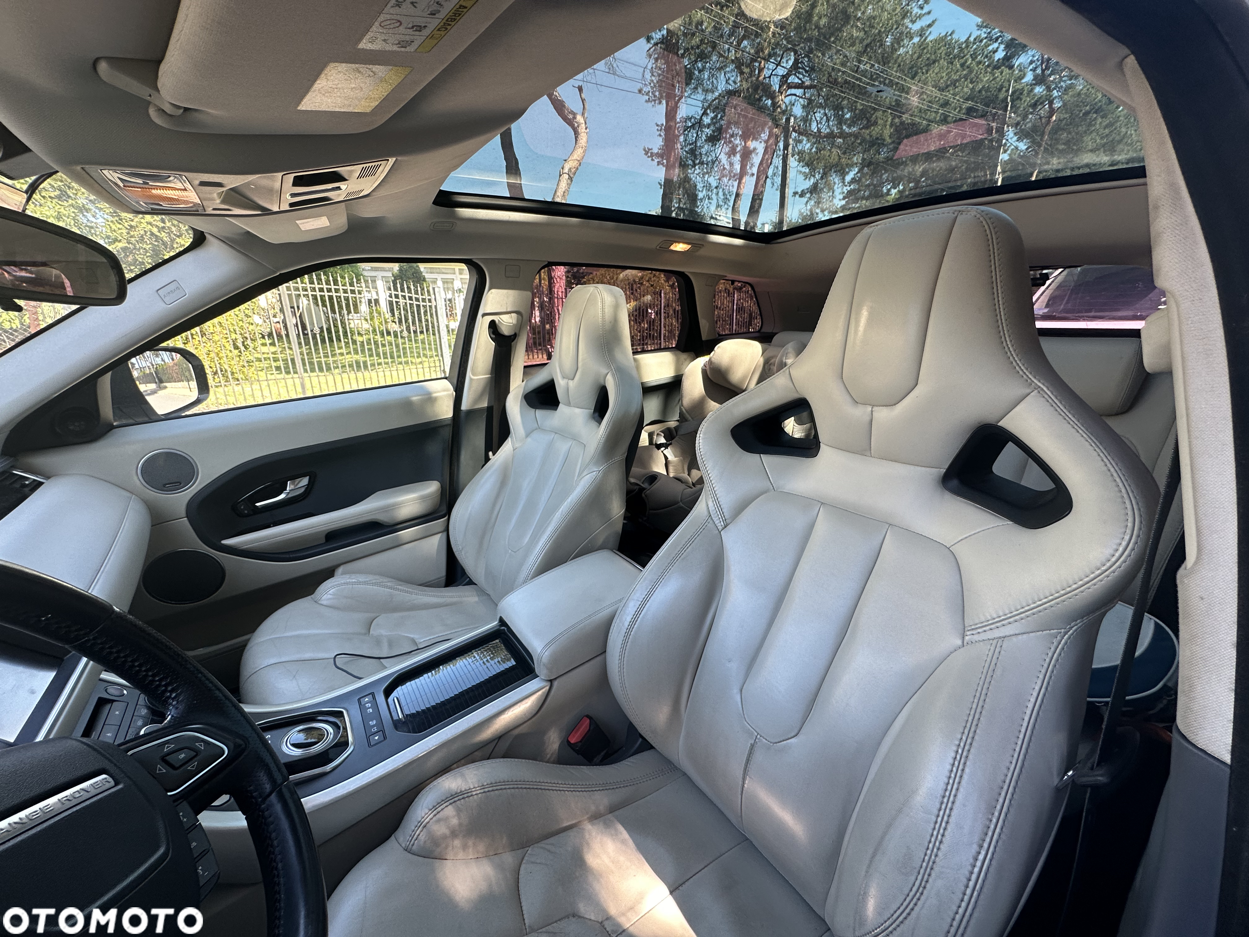 Land Rover Range Rover Evoque - 2