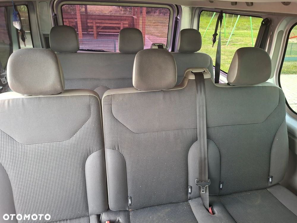 Opel Vivaro L2H1 2.9t - 8